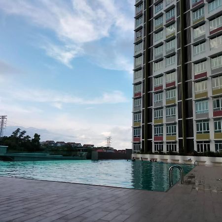 Mahkota Valley Apartment Indera Mahkota Kuantan#Netflix Bagian luar foto