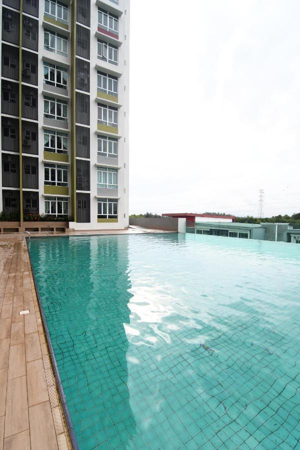 Mahkota Valley Apartment Indera Mahkota Kuantan#Netflix Bagian luar foto
