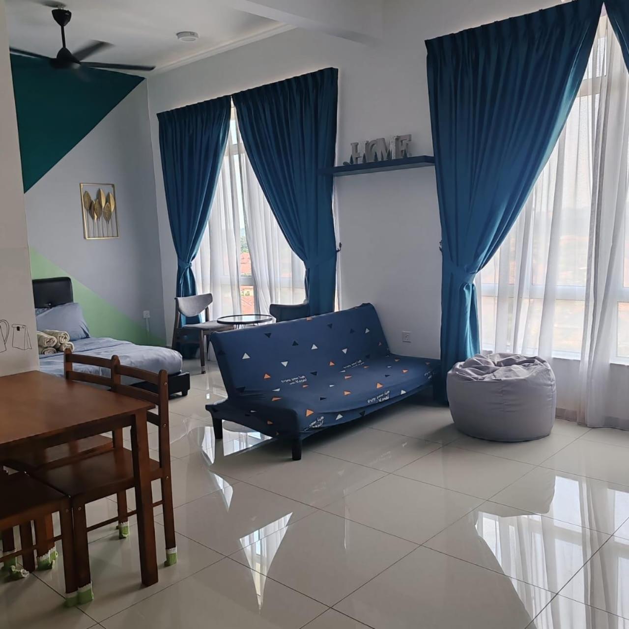 Mahkota Valley Apartment Indera Mahkota Kuantan#Netflix Bagian luar foto